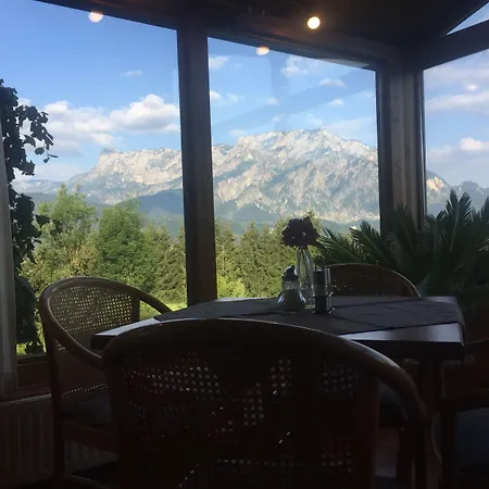 David Penzion Puch bei Hallein